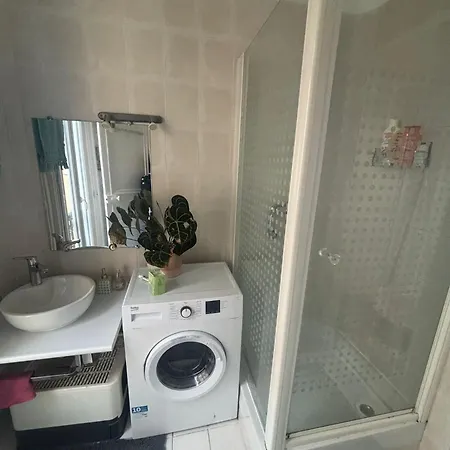 Cosy Batignolles * Parijs
